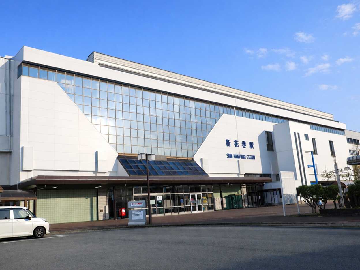 新幹線駅舎リニューアル工事の風景