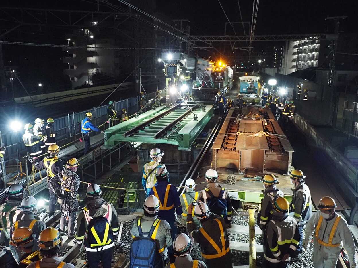 橋桁取替工事の風景