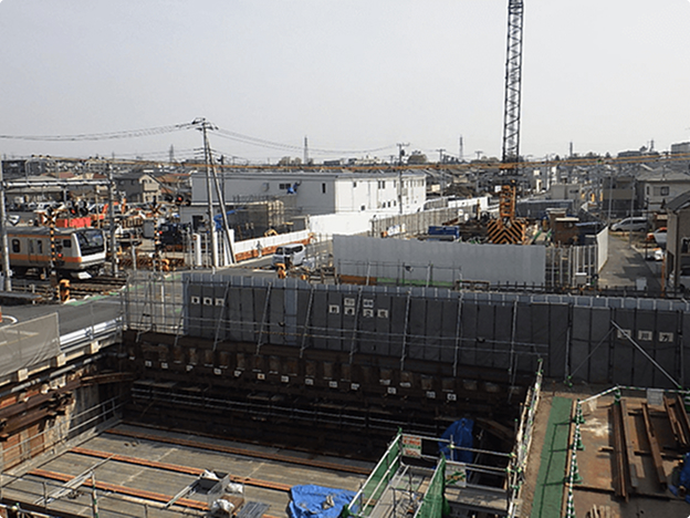 立体交差化工事の風景