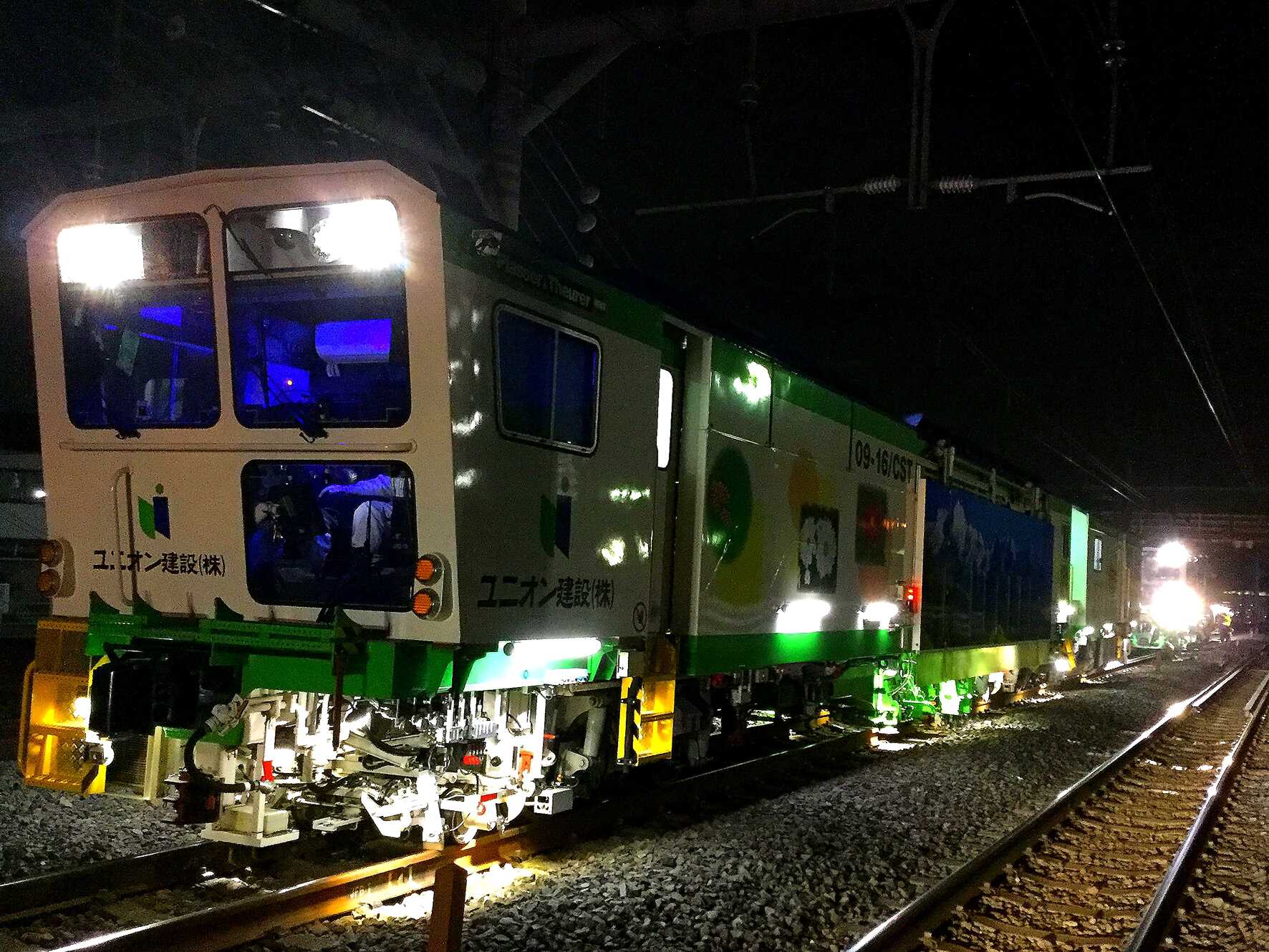 大型機械マルチプルタイタンパ―（ＭＴＴ）による施工の風景