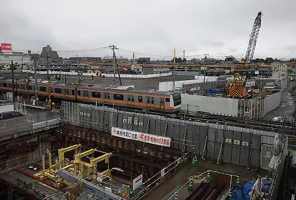 立体交差化工事の様子