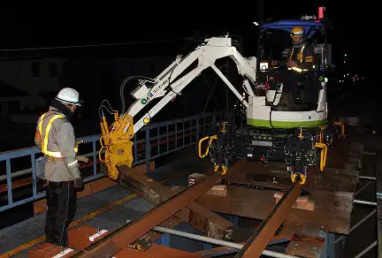 機械化施工工事の様子