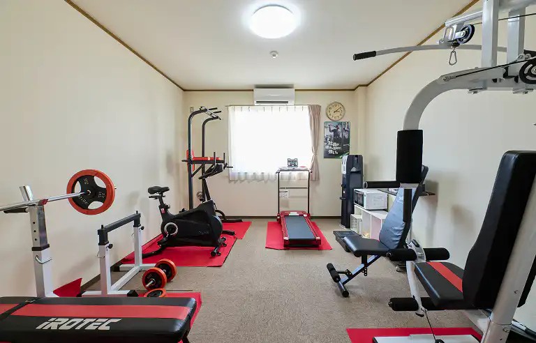 フィットネスルーム