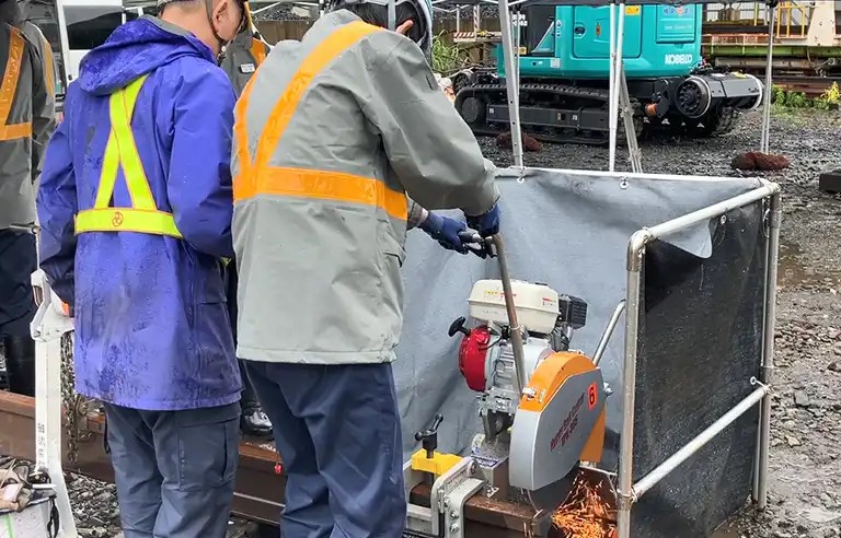 レール加工切断