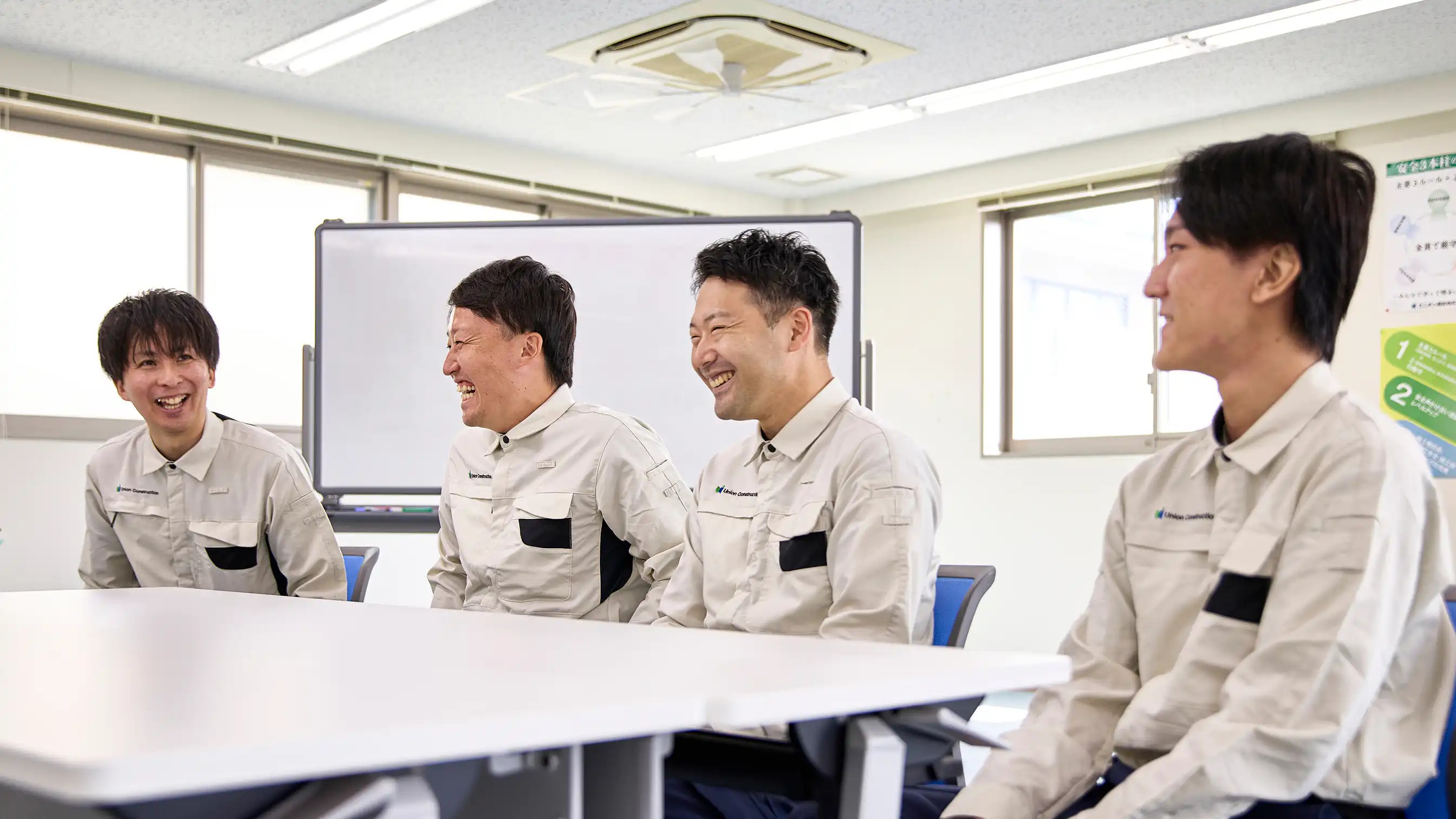 社員さんが話している様子