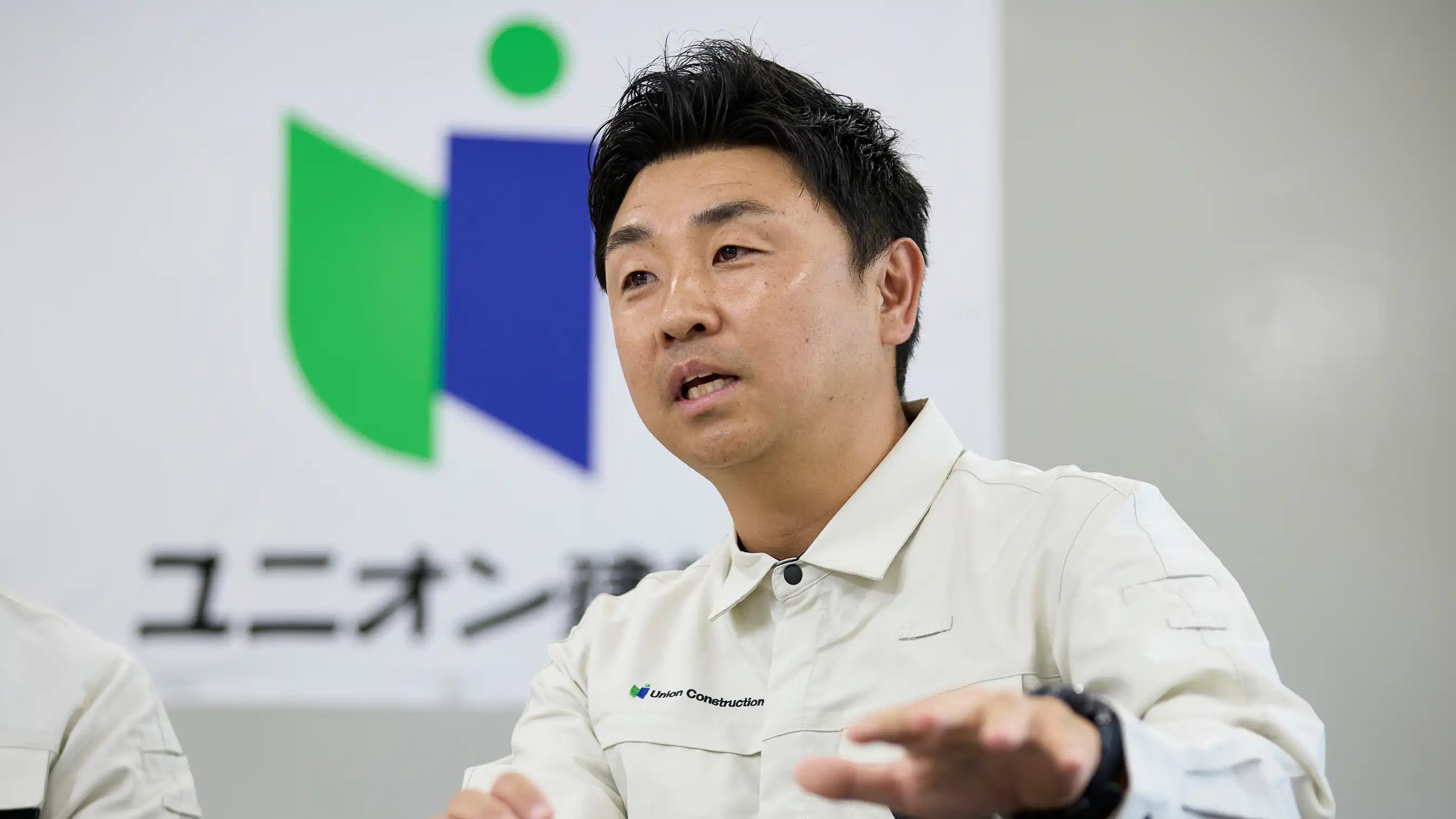 社員さんが話している様子