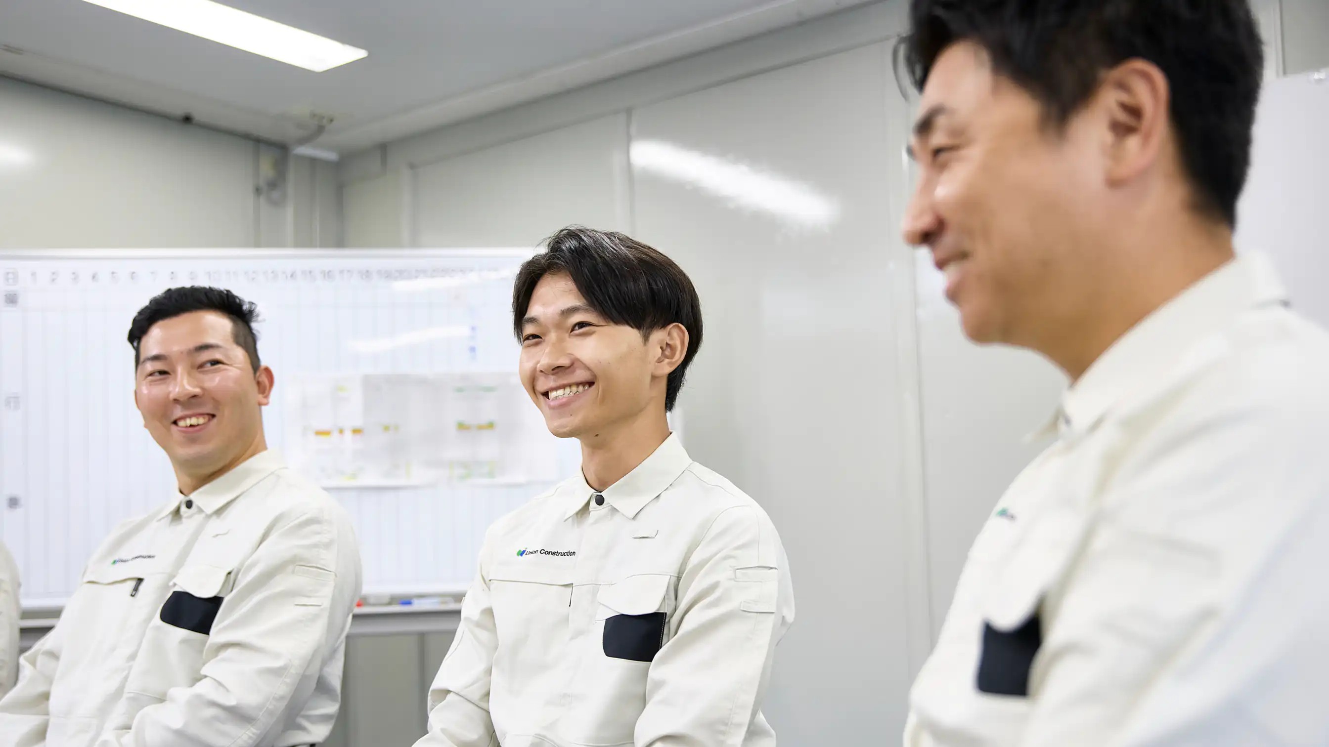 社員さんが話している様子