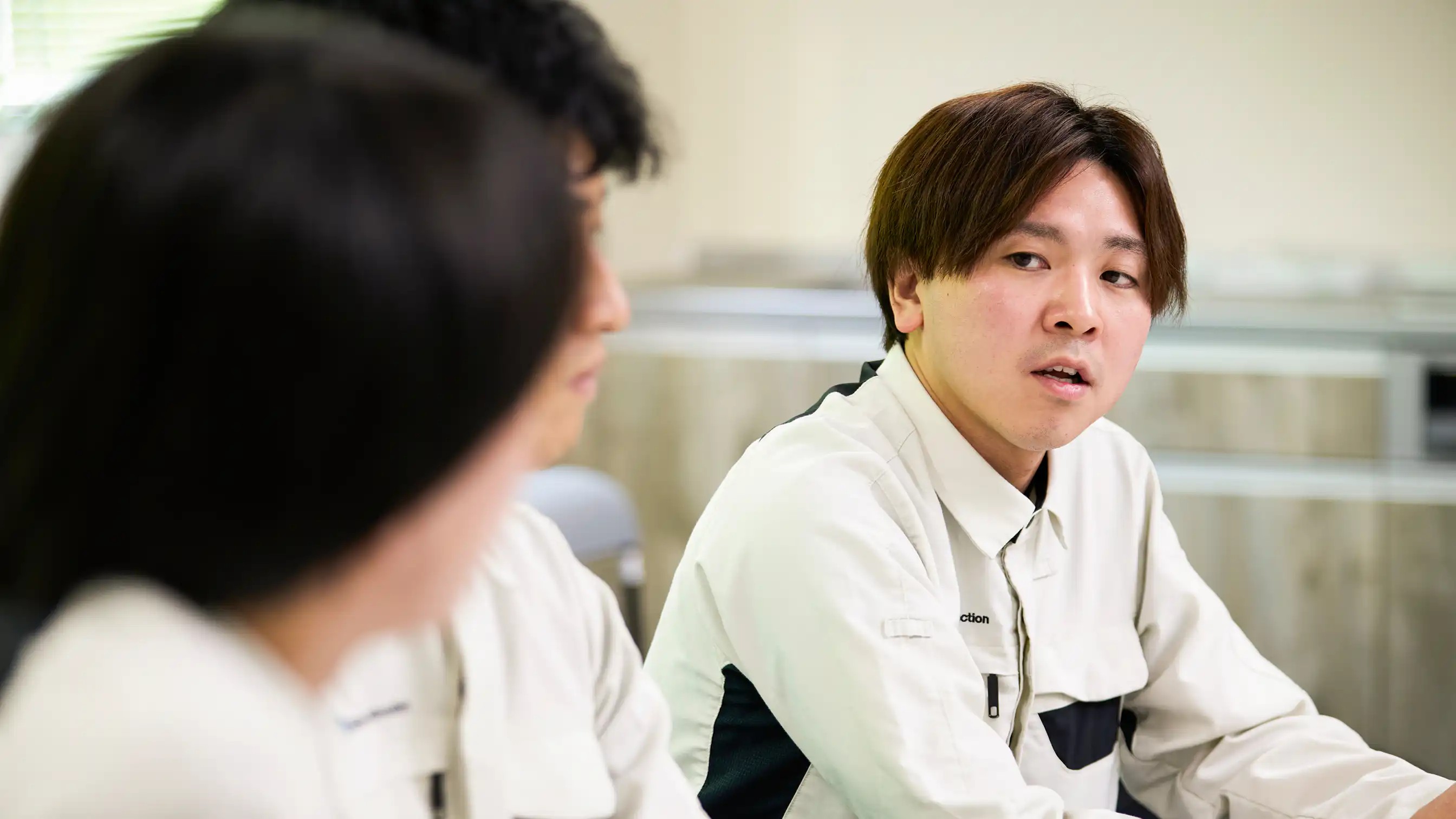 社員さんが話している様子