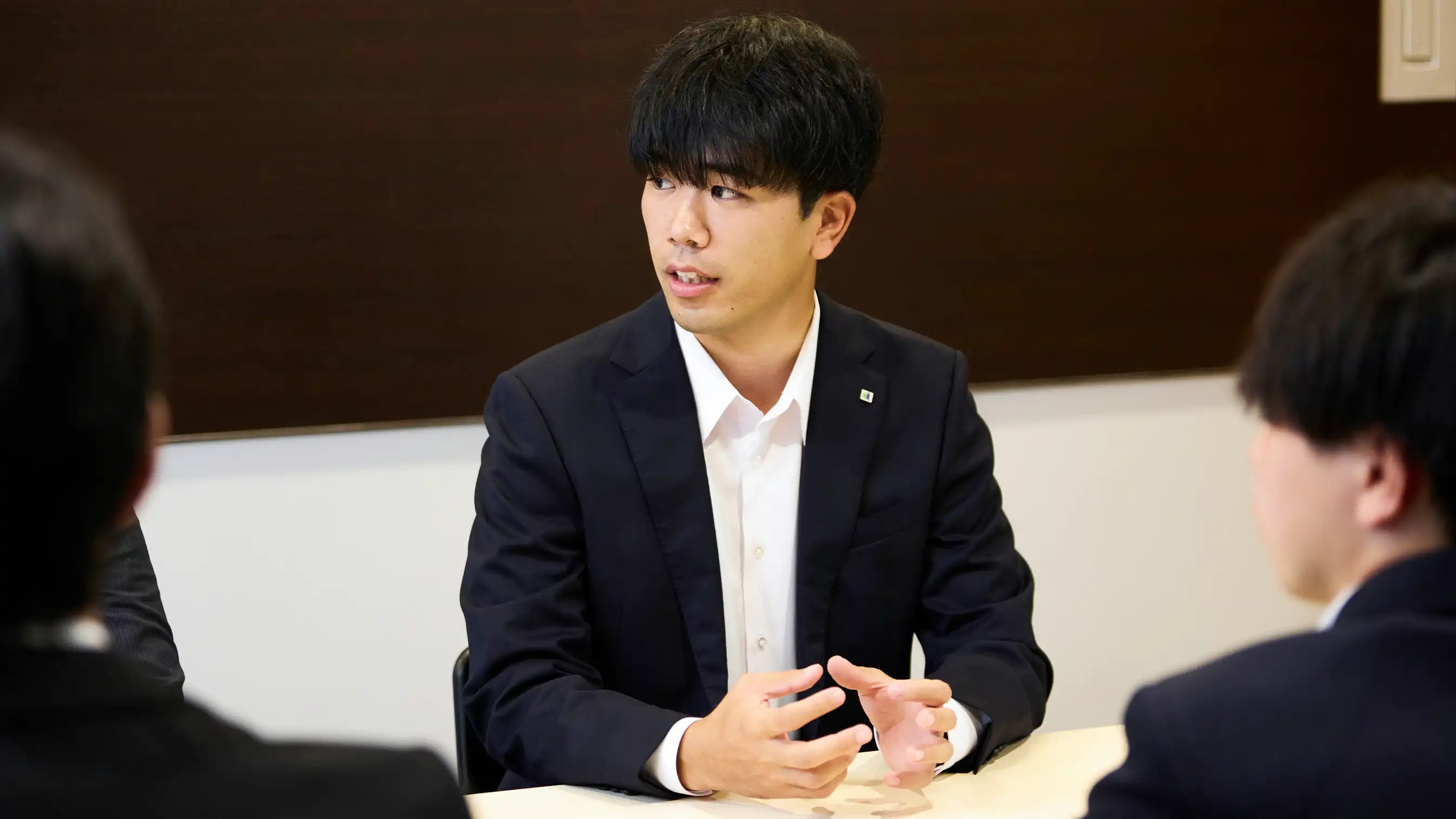 社員さんが話している様子