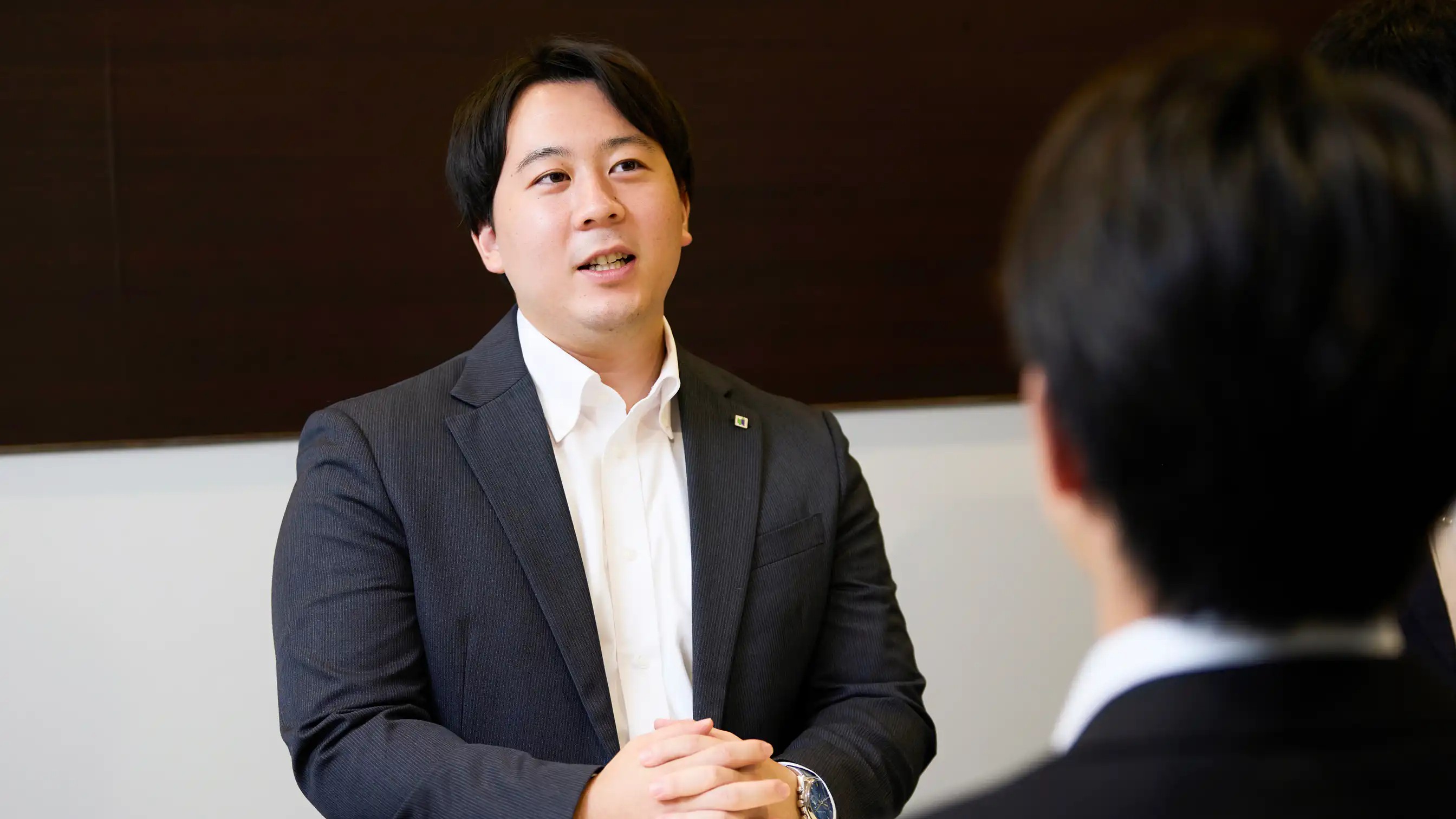 社員さんが話している様子