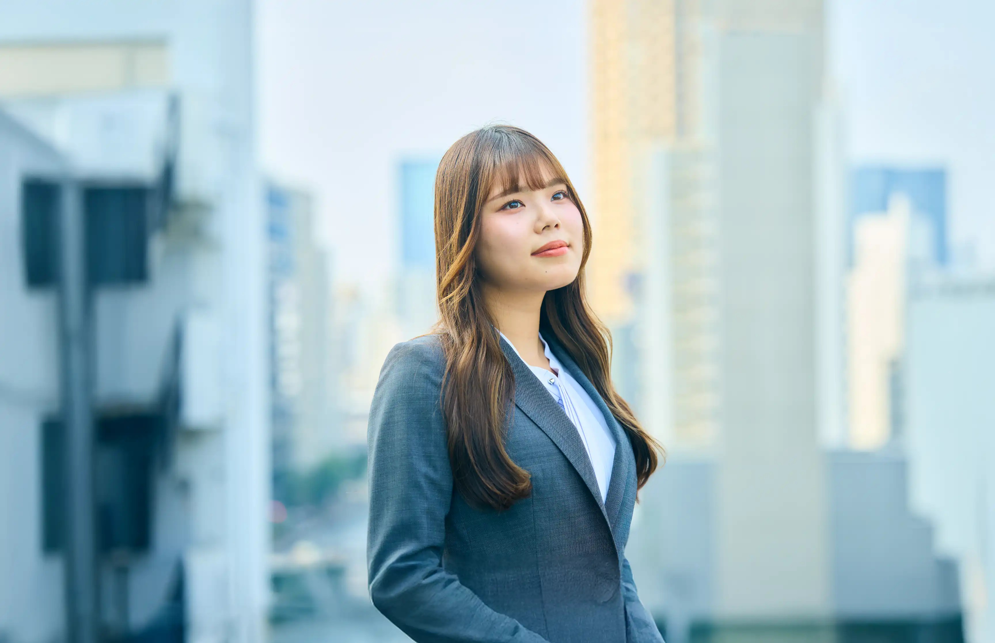 社員さんの正面写真