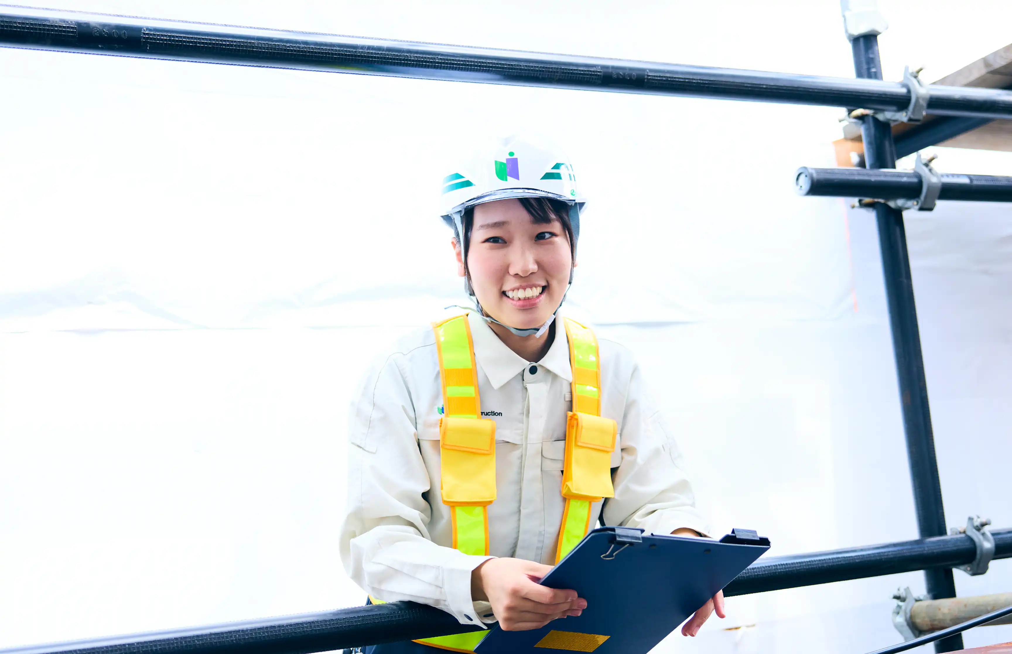 社員さんの正面写真